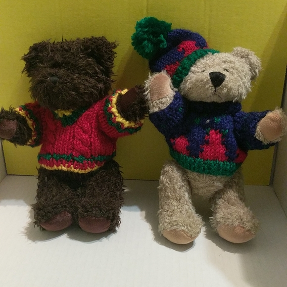 Lot of 8 Vintage Winter Teddy Bears With Removable Knit Sweaters - Picture 6 of 11